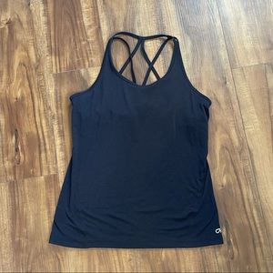 Gapfit Breathe Strappy Shelf Tank Top